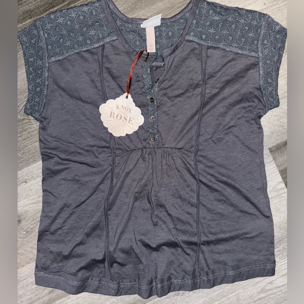 NWT Knox Rose Women’s XS top
